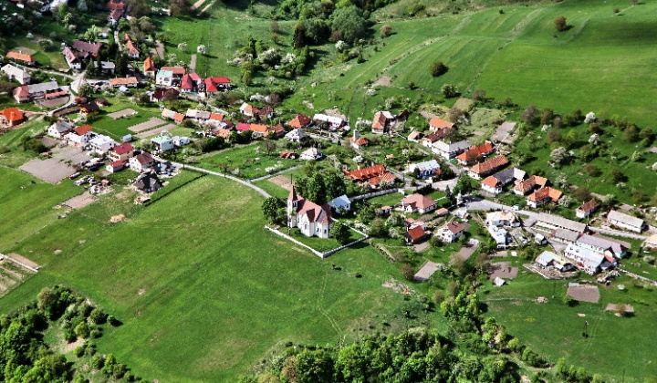 Letecké fotografie obce Vysoká