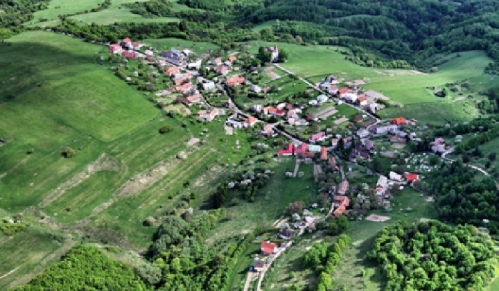 Letecké fotografie obce Vysoká